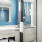 Szálloda Mercure Paris Val De 4*