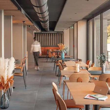 Mercure Paris Val De