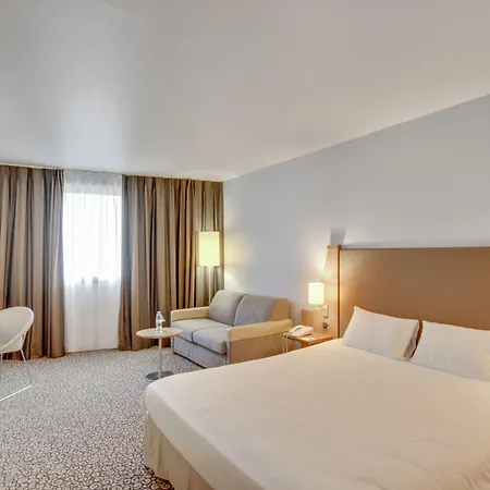Mercure Paris Val De 4* Фонтене-су-Буа