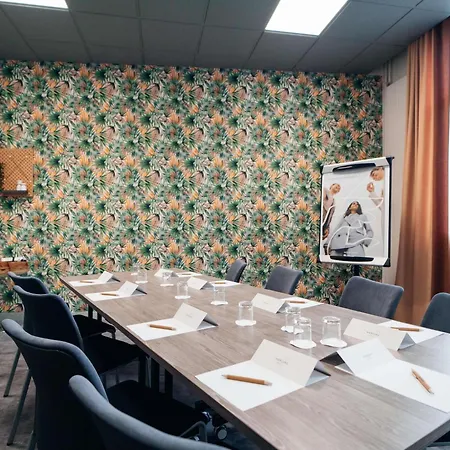 Mercure Paris Val De