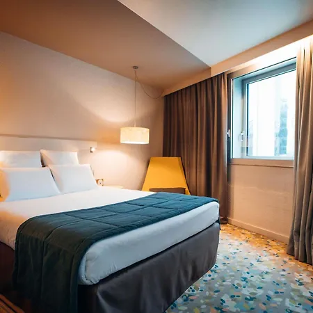 Hotel Mercure Paris Val De