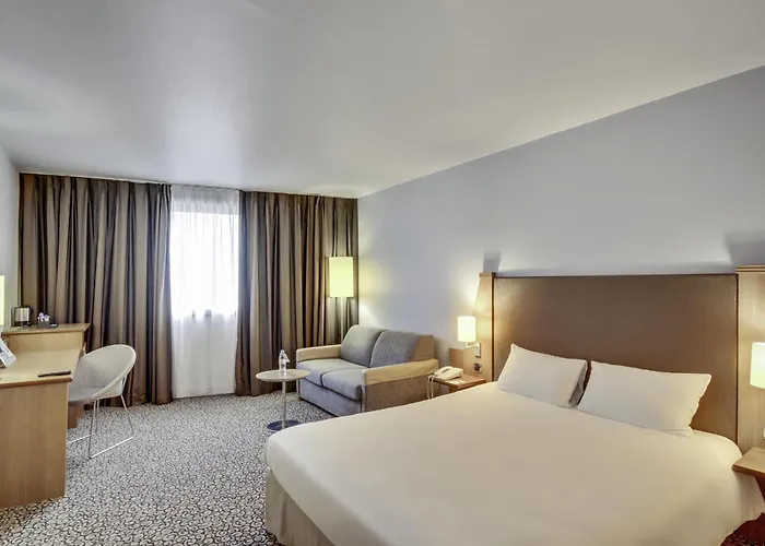 Mercure Paris Val De Ξενοδοχείο 4*