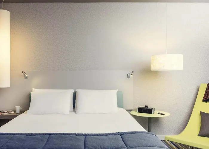 Ξενοδοχείο Mercure Paris Val De 4*