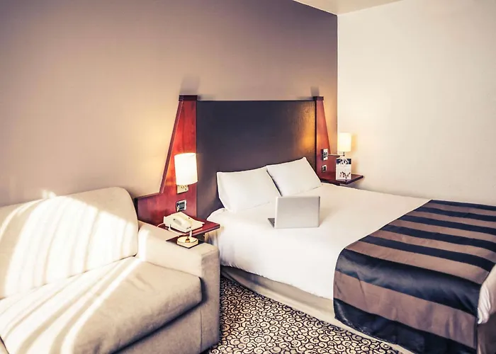 Ξενοδοχείο Mercure Paris Val De 4*